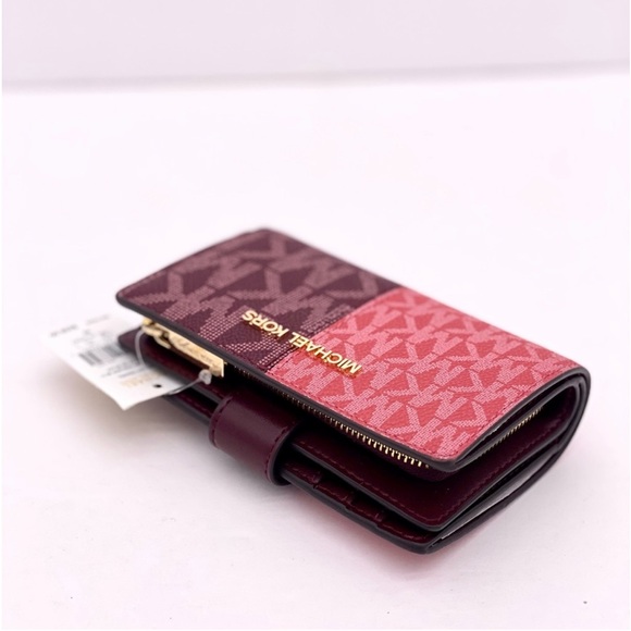 Michael Kors Jet Set Medium Two-Tone Logo Wallet - Picture 7 of 11